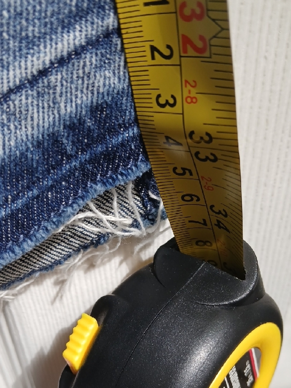 Hollister High Rise Slim Straight Vintage Stretch Cropped Distressed Jeans 13S - Picture 11 of 16
